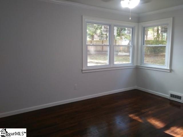 401 Taylor Road Greer, SC 29651 - Photo 13 of 20