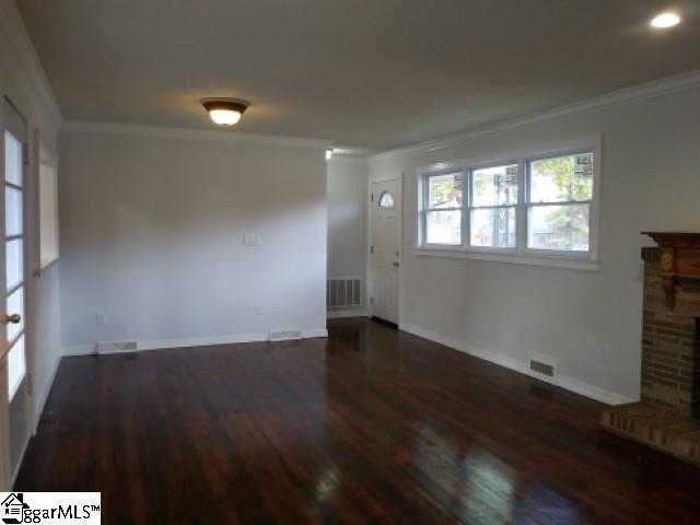 401 Taylor Road Greer, SC 29651 - Photo 8 of 20
