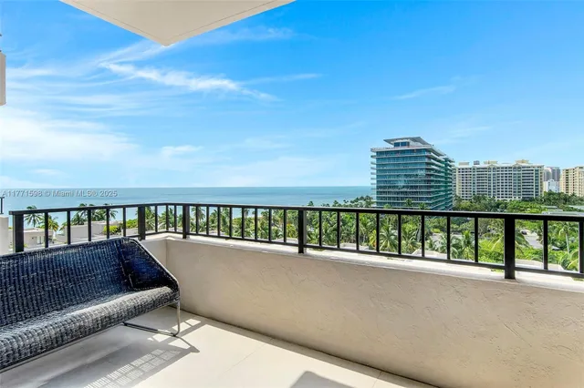 $6,850 | 201 Crandon Boulevard, Unit 827, Key Biscayne, FL 33149