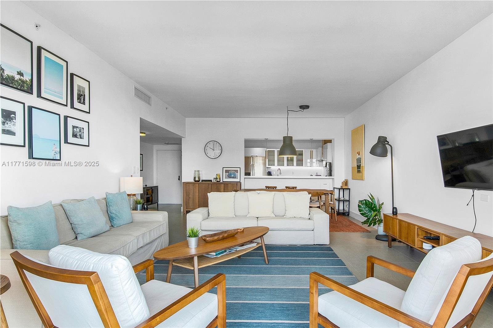 201 Crandon Boulevard, Unit 827 Key Biscayne, FL 33149 - Photo 17 of 49