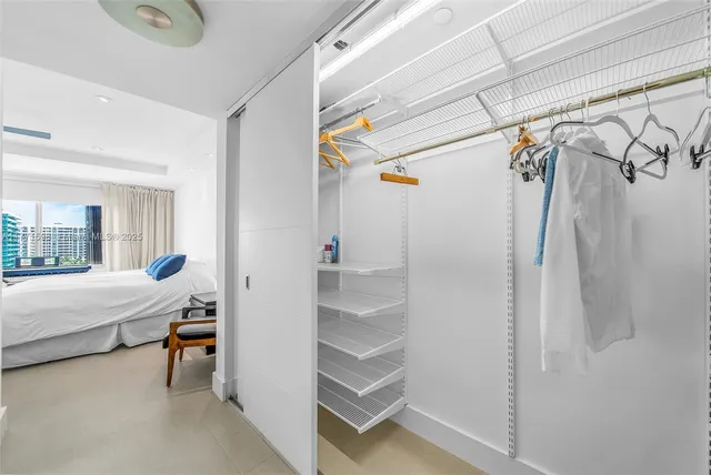 $6,850 | 201 Crandon Boulevard, Unit 827, Key Biscayne, FL 33149