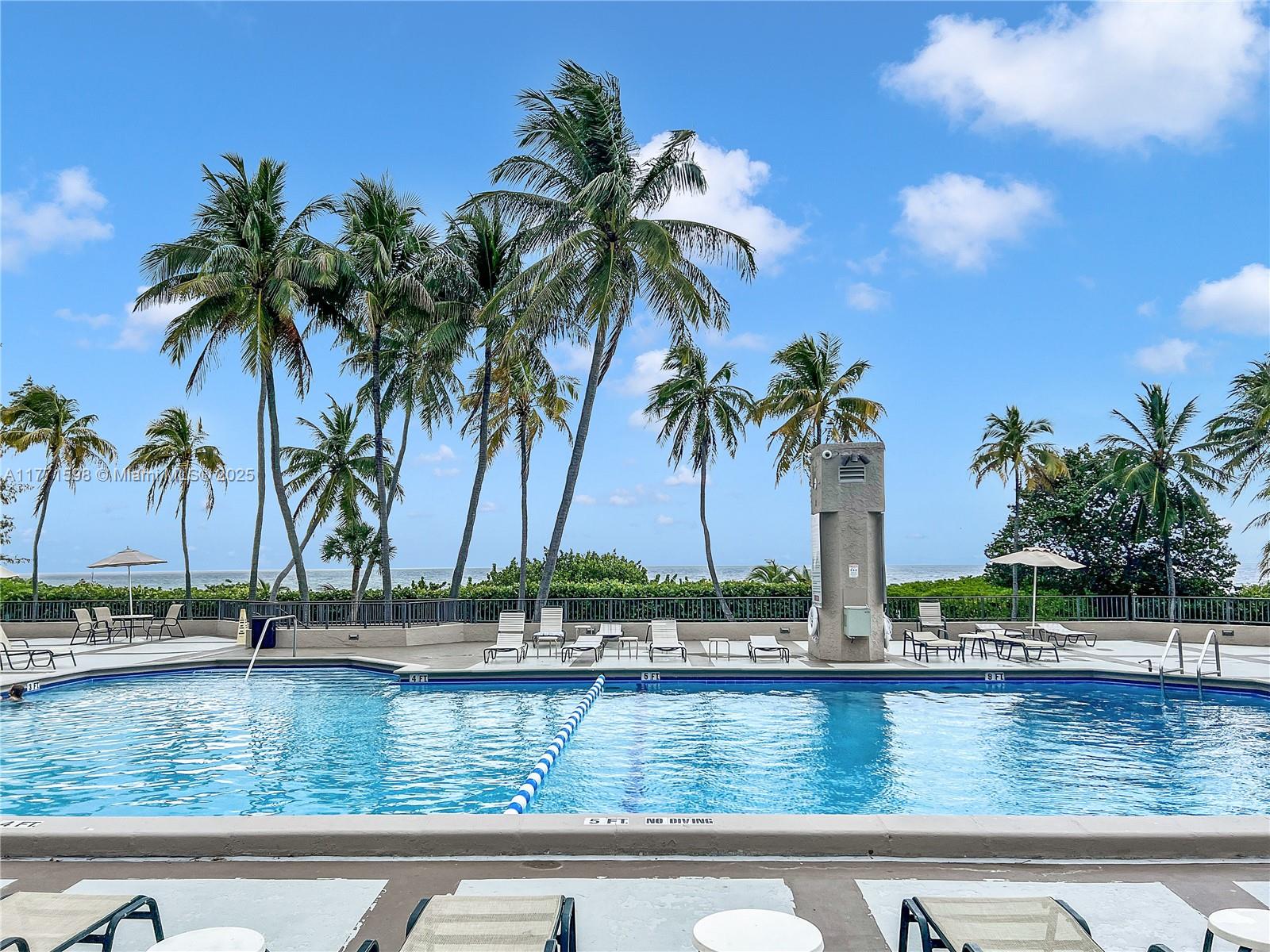 201 Crandon Boulevard, Unit 827 Key Biscayne, FL 33149 - Photo 46 of 49