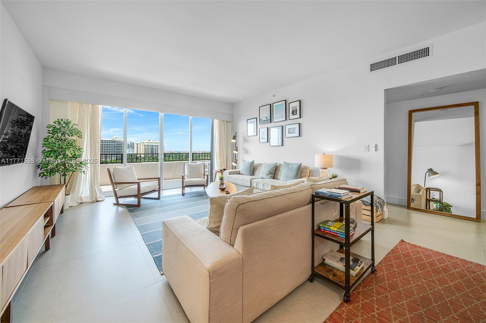 201 Crandon Boulevard, Unit 827 Key Biscayne, FL 33149 - Photo 8 of 49