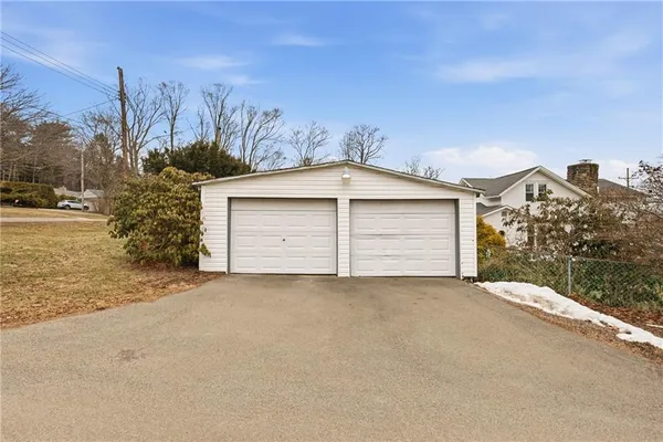 $185,000 | 810 West Main Street, Somerset, PA 15501
