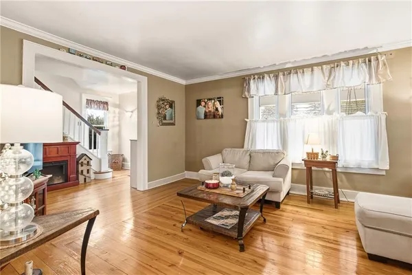 $185,000 | 810 West Main Street, Somerset, PA 15501