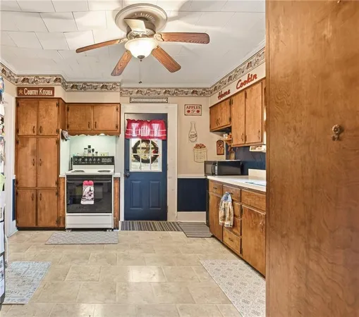 $185,000 | 810 West Main Street, Somerset, PA 15501