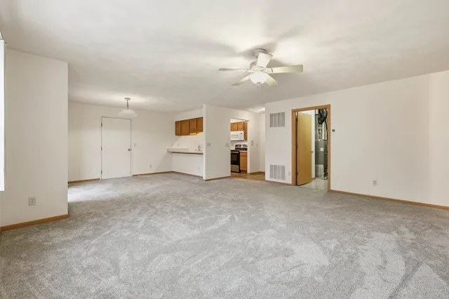 $899,999 | 1201-1209 Stonewood Crossing, Sun Prairie, WI 53590