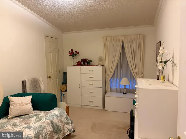 $174,900 | 30 Greenbriar Court, Lansdale, PA 19446