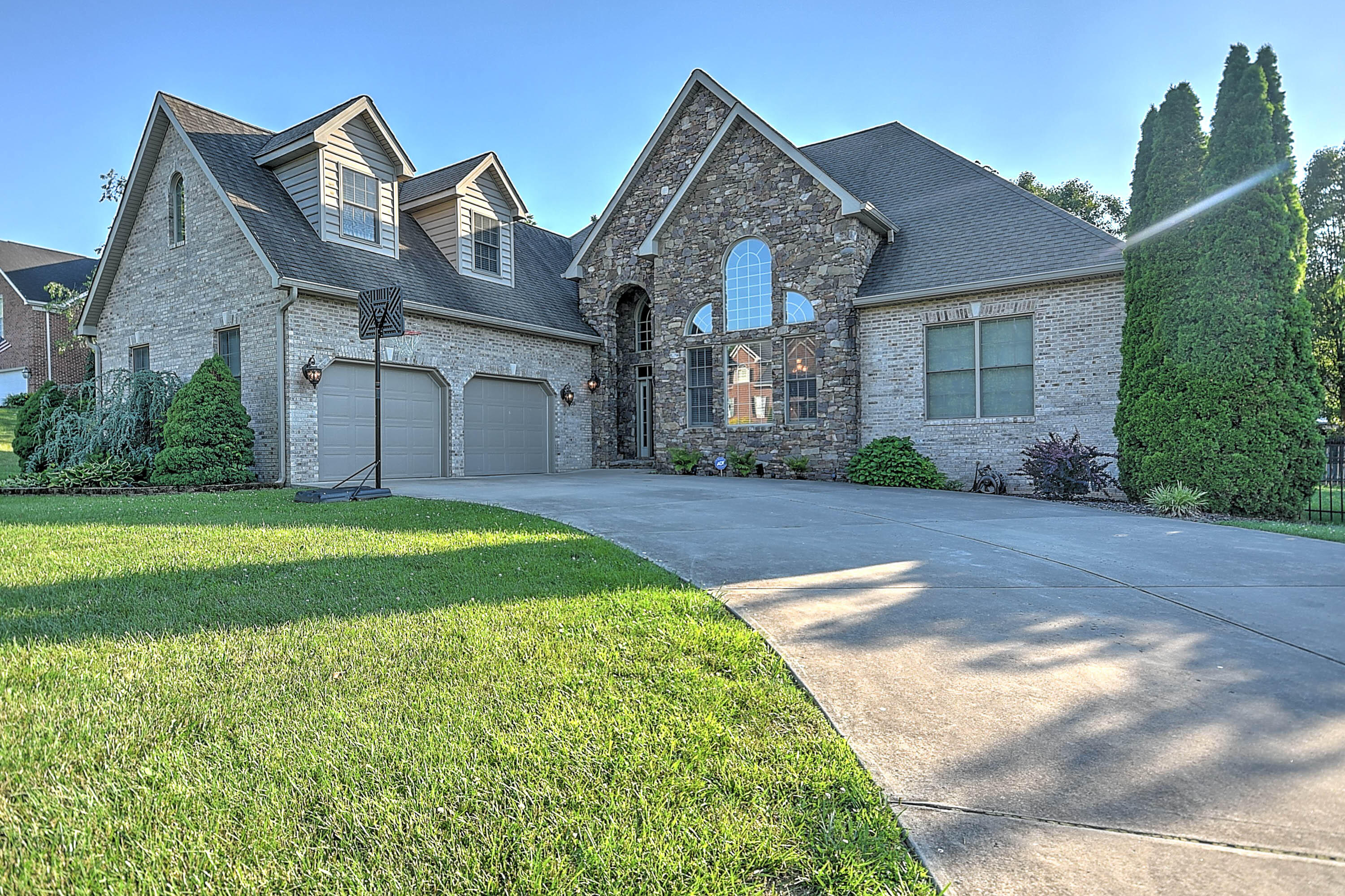 108 Reed Circle Johnson City, TN 37601 - Photo 1 of 54 Reed-4