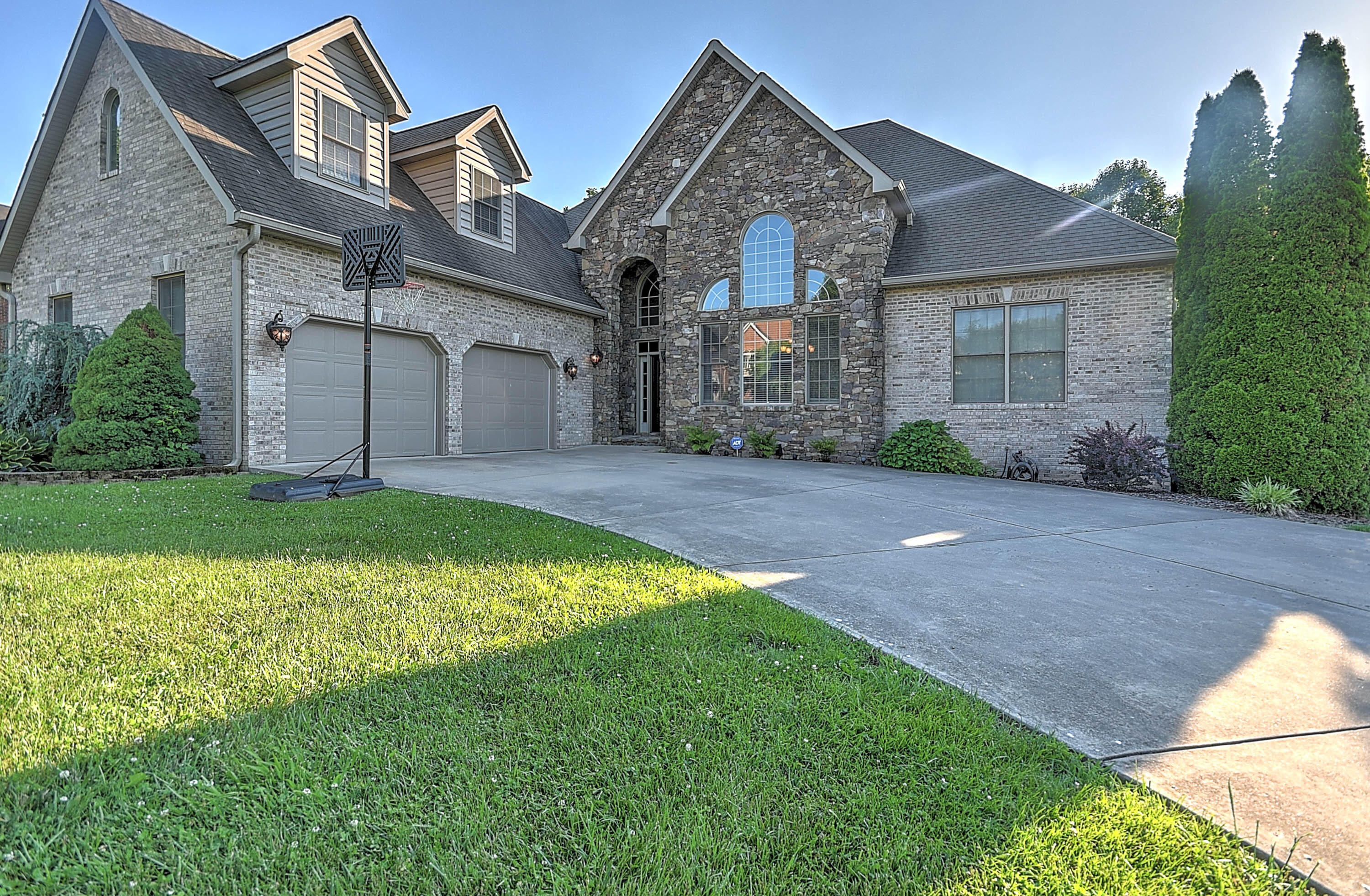 108 Reed Circle Johnson City, TN 37601 - Photo 2 of 54 Reed-2