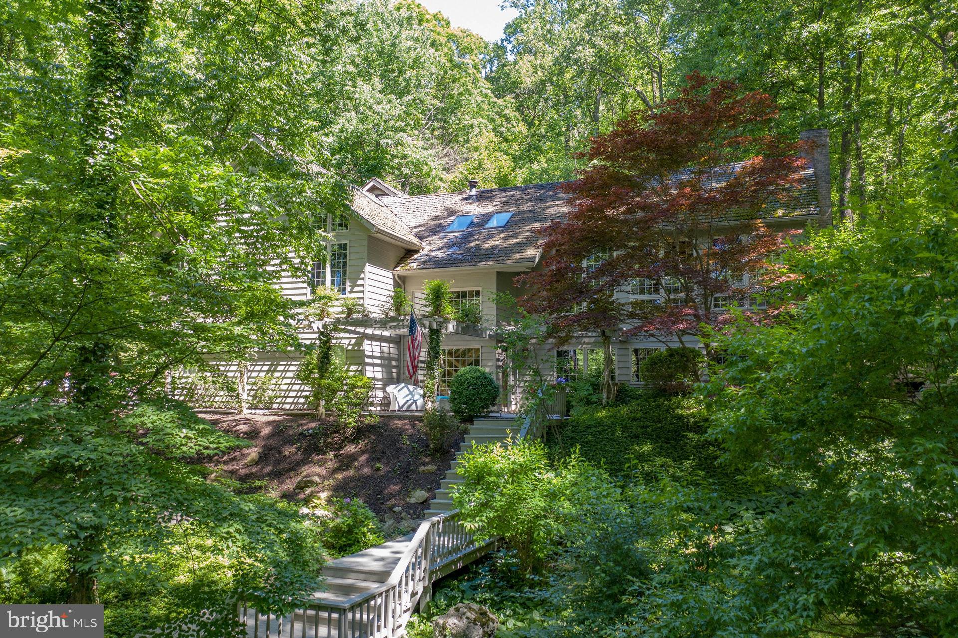 2275 Springtown Hill Road Hellertown, PA 18055 - Photo 1 of 36