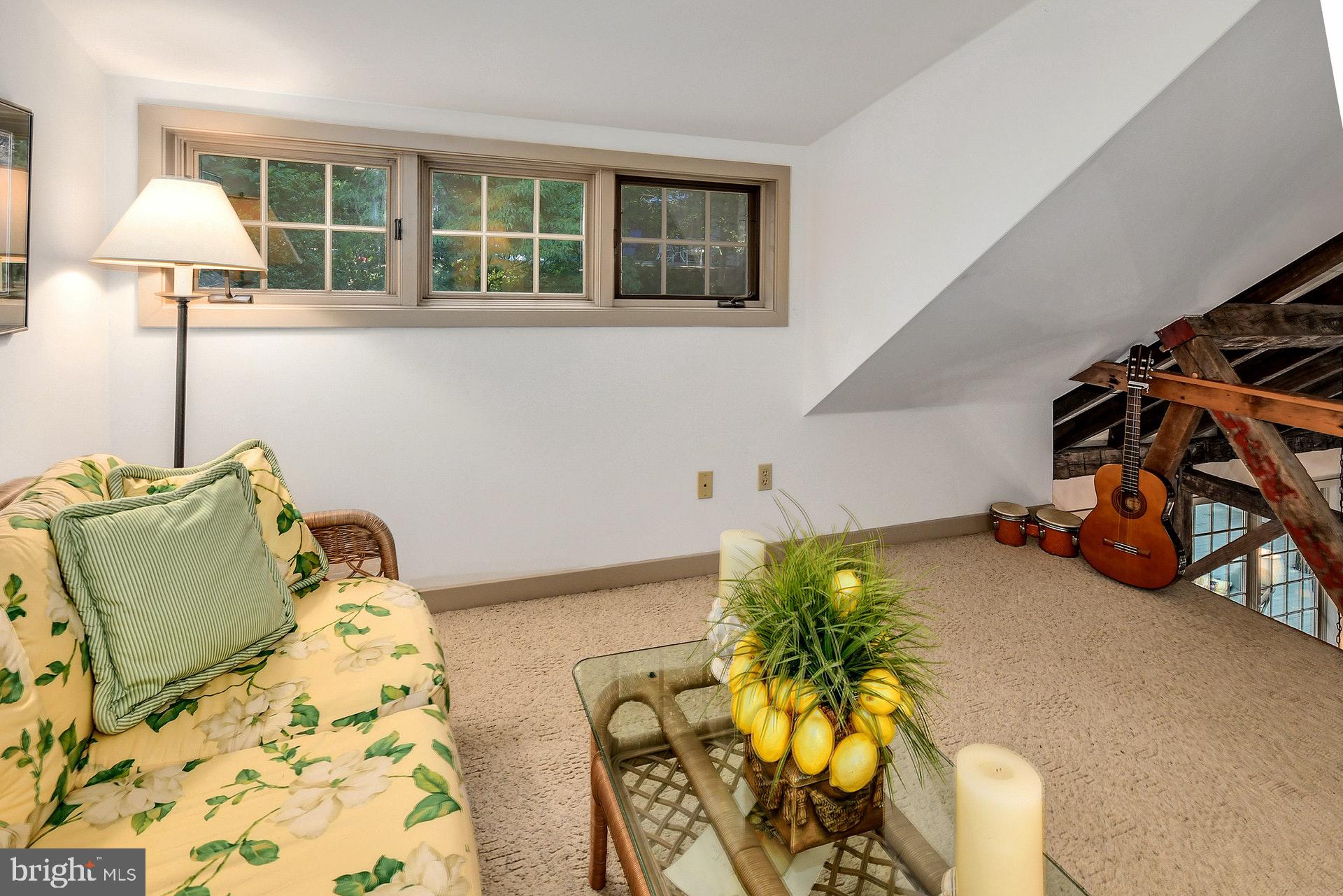 2275 Springtown Hill Road Hellertown, PA 18055 - Photo 23 of 36
