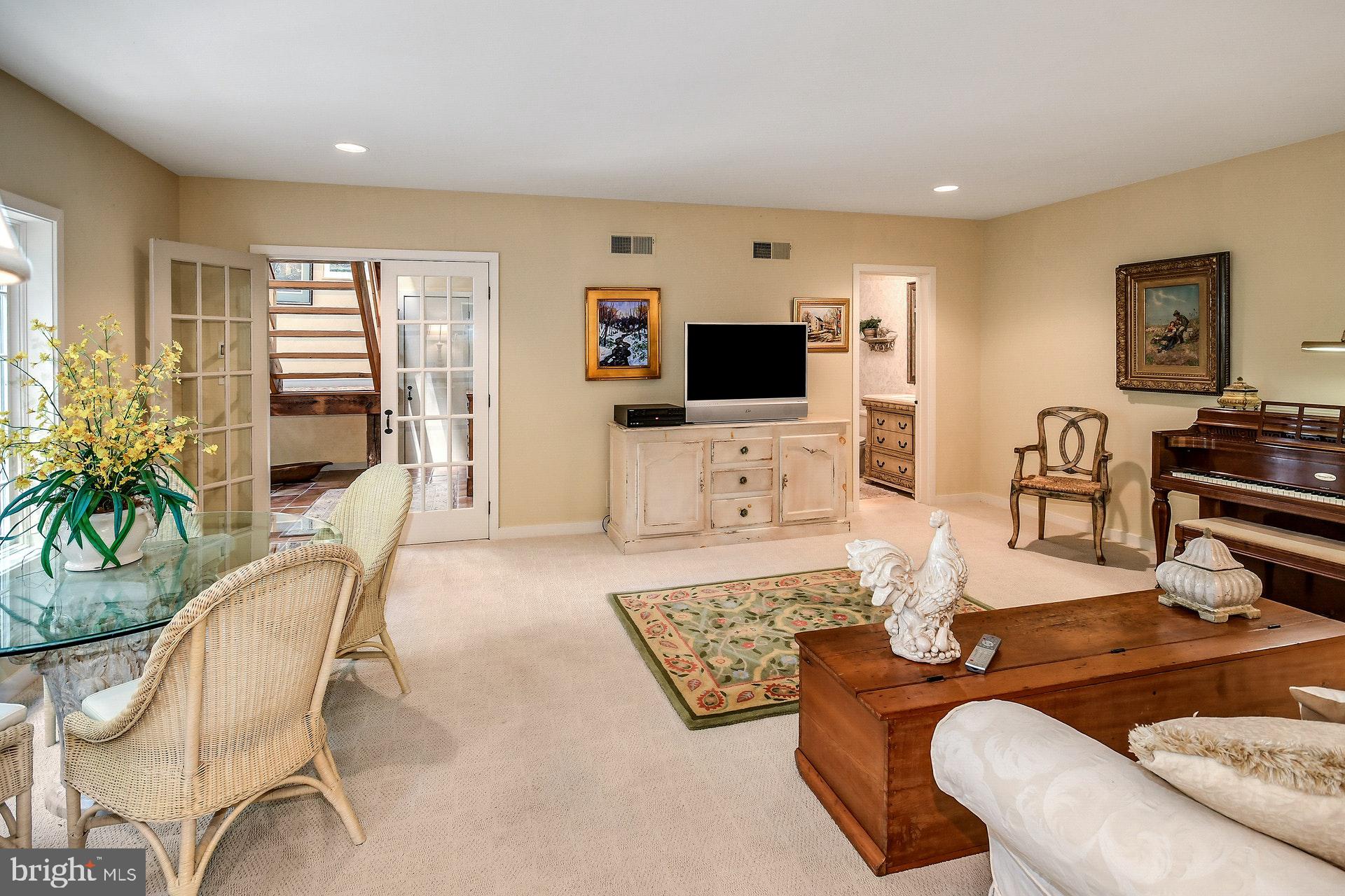 2275 Springtown Hill Road Hellertown, PA 18055 - Photo 25 of 36