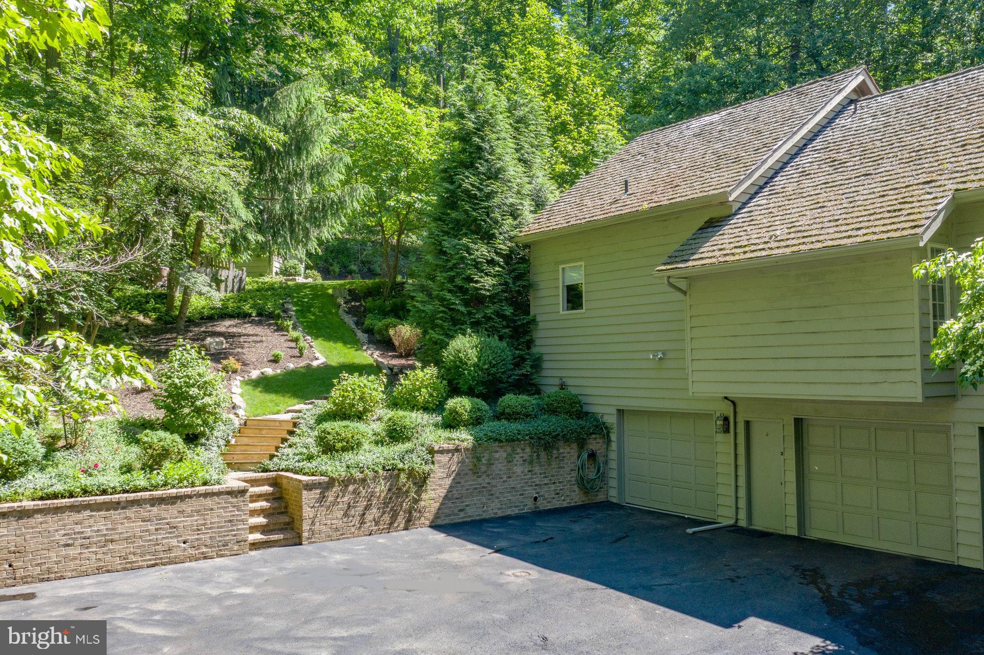 2275 Springtown Hill Road Hellertown, PA 18055 - Photo 34 of 36