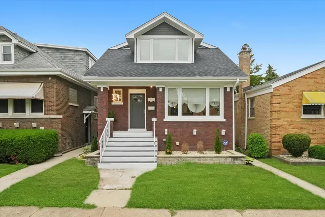 $599,999 | 3715 Euclid Avenue, Berwyn, IL 60402