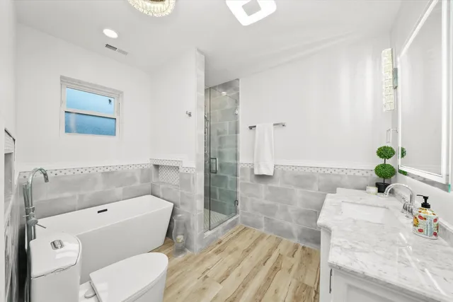 $599,999 | 3715 Euclid Avenue, Berwyn, IL 60402