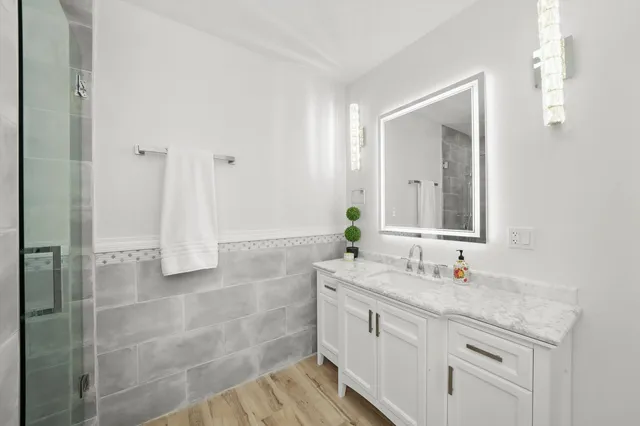 $599,999 | 3715 Euclid Avenue, Berwyn, IL 60402