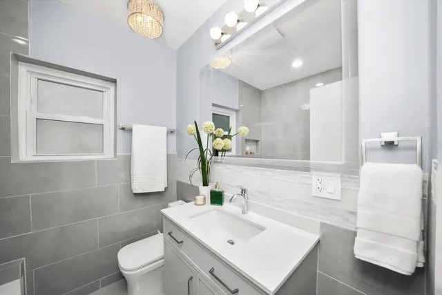 $599,999 | 3715 Euclid Avenue, Berwyn, IL 60402