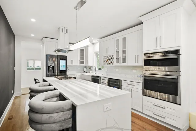 $599,999 | 3715 Euclid Avenue, Berwyn, IL 60402