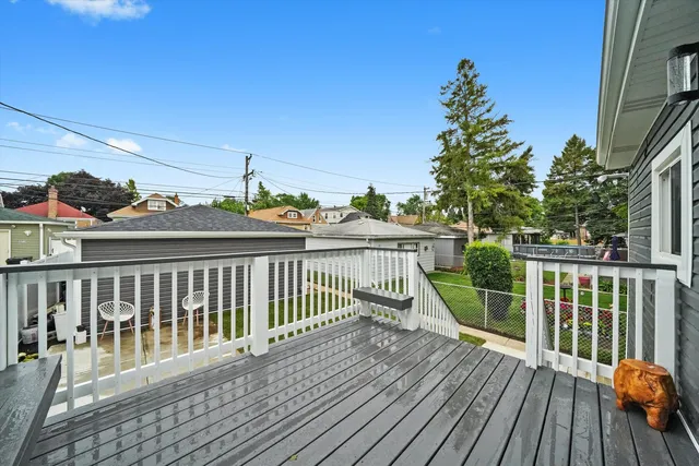 $599,999 | 3715 Euclid Avenue, Berwyn, IL 60402