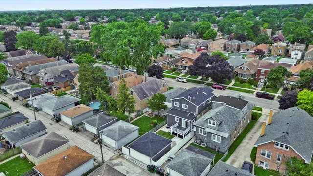 $599,999 | 3715 Euclid Avenue, Berwyn, IL 60402