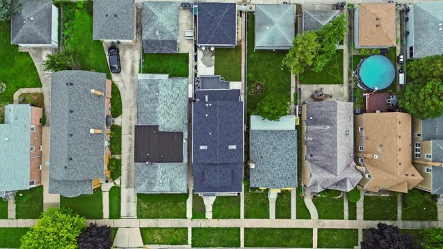 $599,999 | 3715 Euclid Avenue, Berwyn, IL 60402