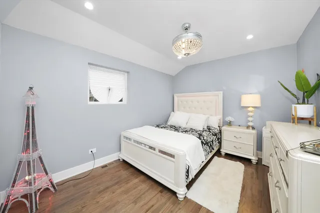 $599,999 | 3715 Euclid Avenue, Berwyn, IL 60402