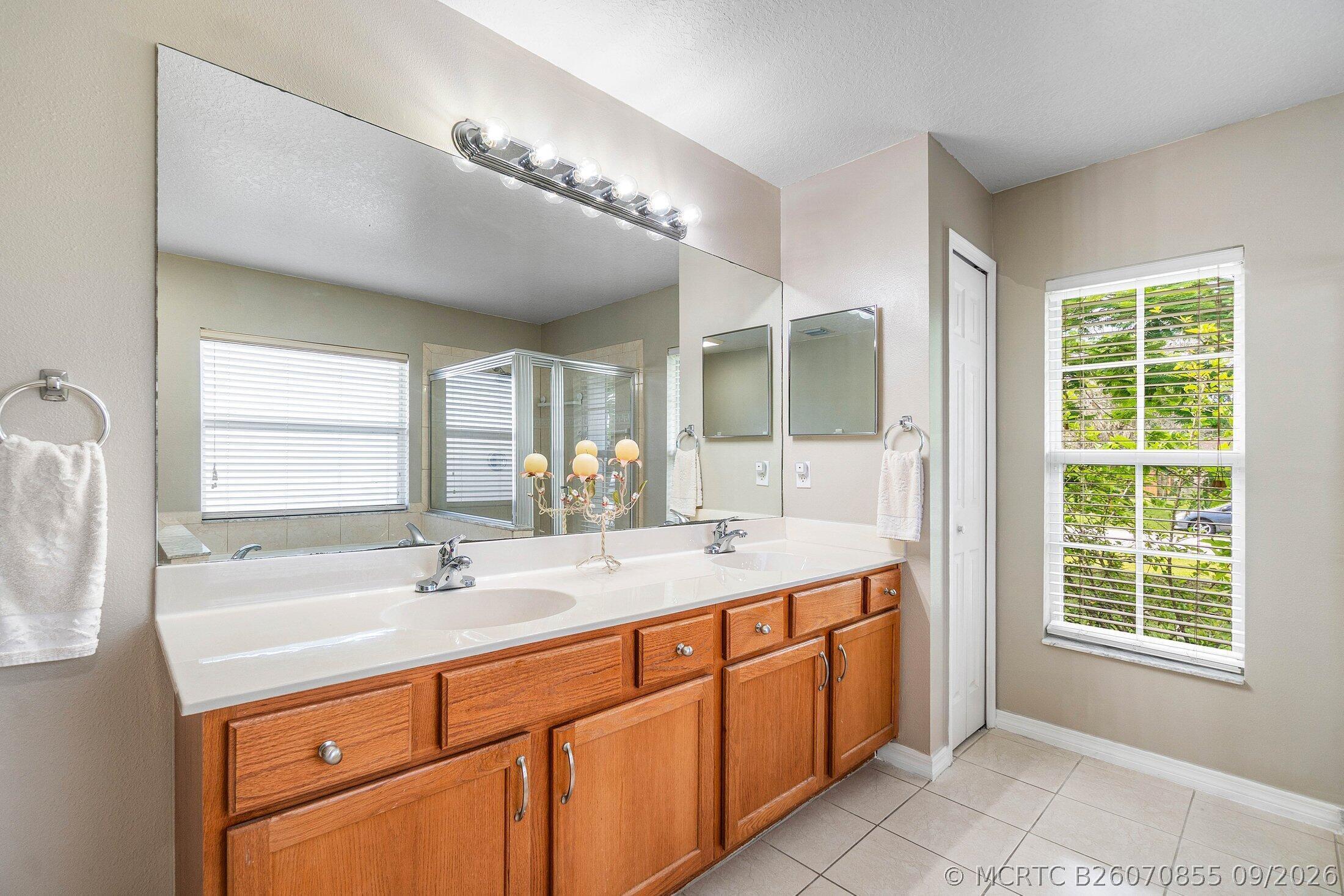 1629 Southwest Fortune Road Port St. Lucie, FL 34953 - Photo 24 of 33 Master Bathroom