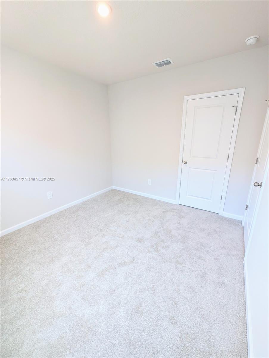 285 Raspberry Road Fort Pierce, FL 34981 - Photo 16 of 23 20260624162409062509000000-o