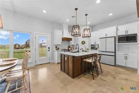 $445,900 | 13487 Wedel Cemetery Road, Rogers, TX 76569