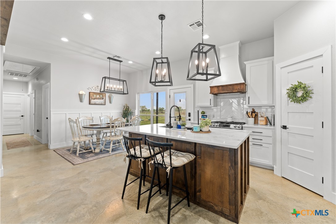 13487 Wedel Cemetery Road Rogers, TX 76569 - Photo 16 of 34