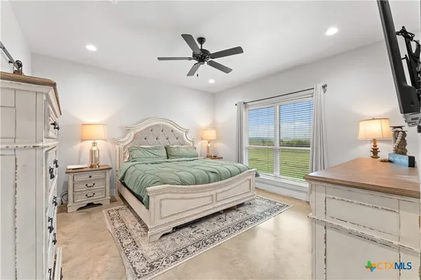 $485,000 | 13487 Wedel Cemetery Road, Rogers, TX 76569