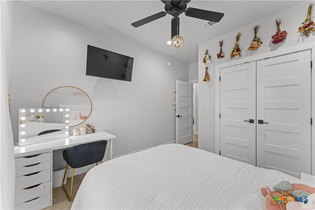 13487 Wedel Cemetery Road Rogers, TX 76569 - Photo 24 of 34