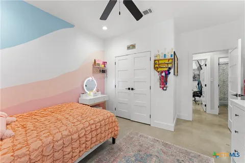 $445,900 | 13487 Wedel Cemetery Road, Rogers, TX 76569