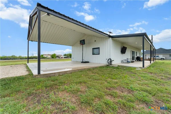 $485,000 | 13487 Wedel Cemetery Road, Rogers, TX 76569