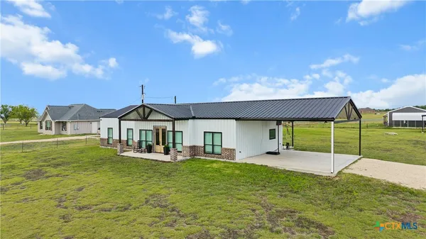 $485,000 | 13487 Wedel Cemetery Road, Rogers, TX 76569