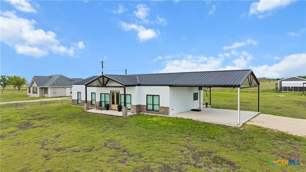 13487 Wedel Cemetery Road Rogers, TX 76569 - Photo 6 of 34