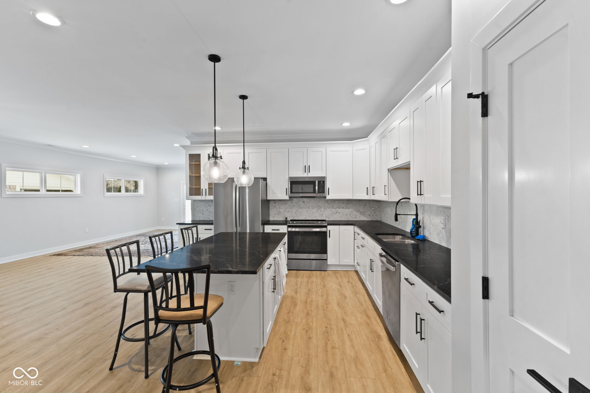 789 Disciples Way Greenwood, IN 46142 - Photo 8 of 22