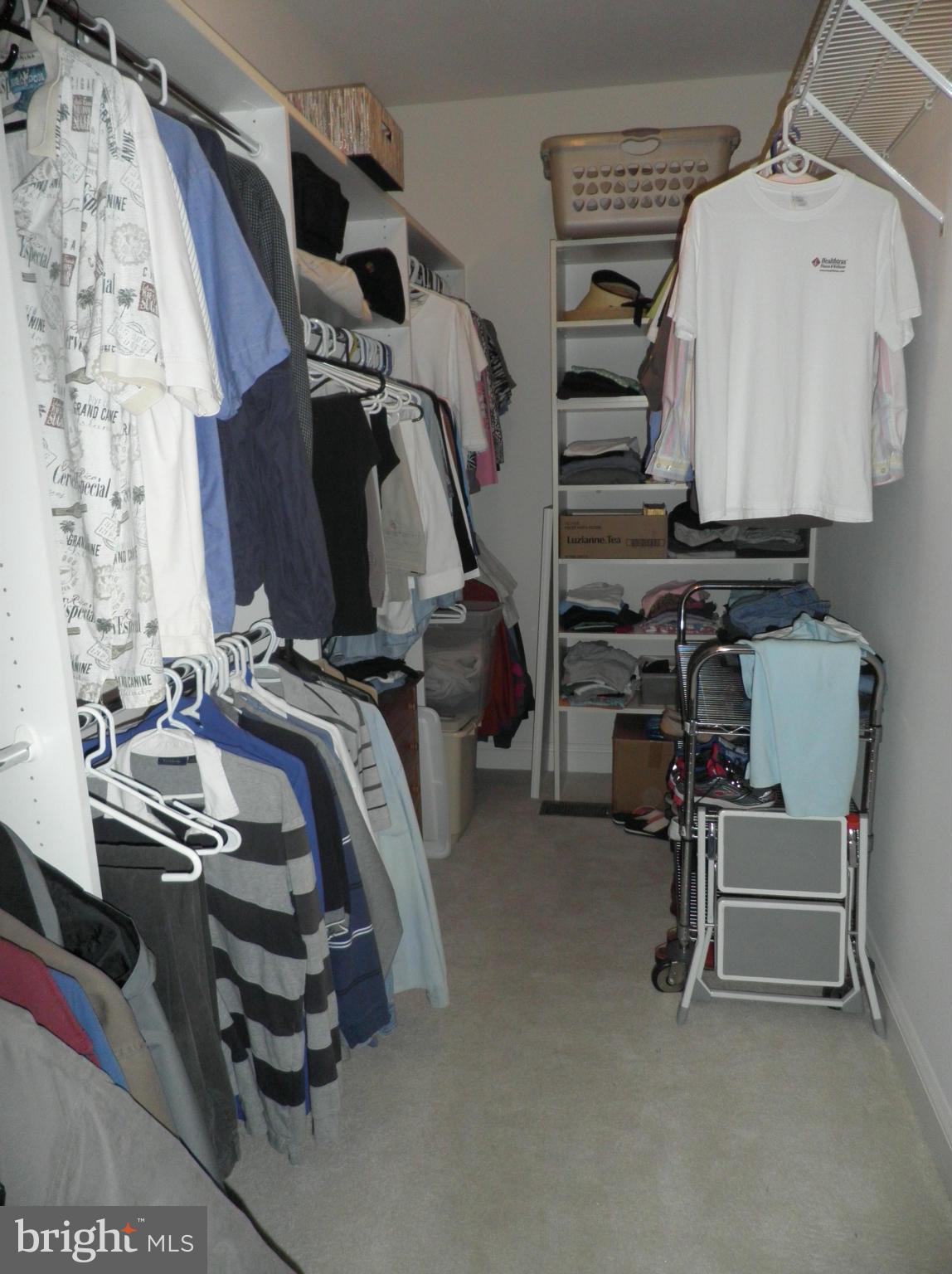 2662 Brook Valley Road Frederick, MD 21701 - Photo 20 of 26 Walk-in closet