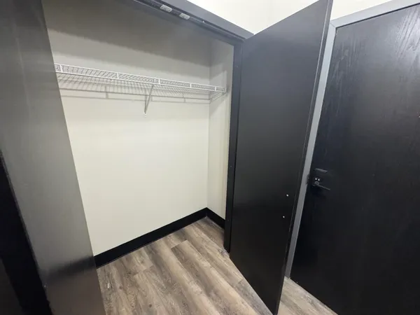 $2,395 | 200 West College Avenue, Unit 306, Appleton, WI 54911