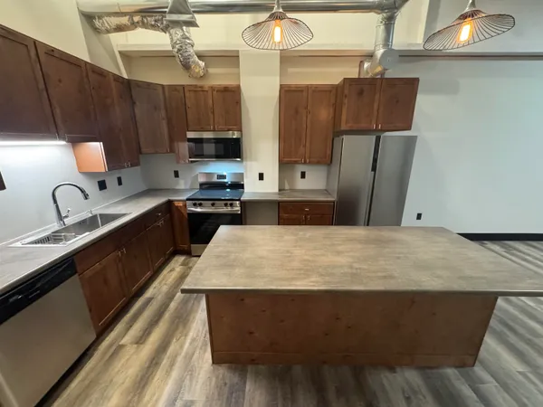 $2,395 | 200 West College Avenue, Unit 306, Appleton, WI 54911