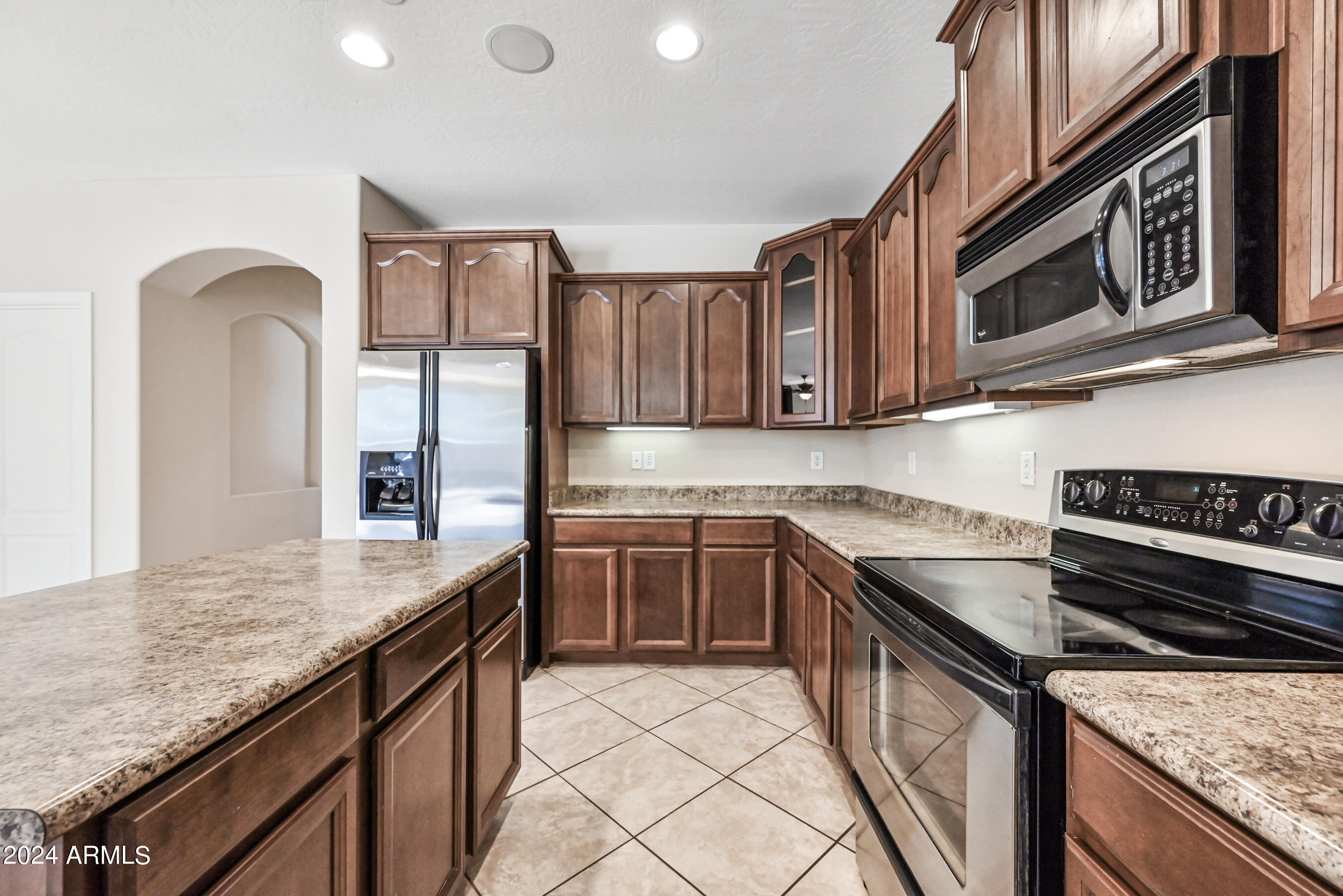 1543 East Nightingale Lane Gilbert, AZ 85298 - Photo 11 of 33 11-1543ENL-ocupix-Day2