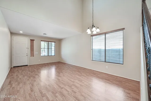 $2,699 | 1543 East Nightingale Lane, Gilbert, AZ 85298