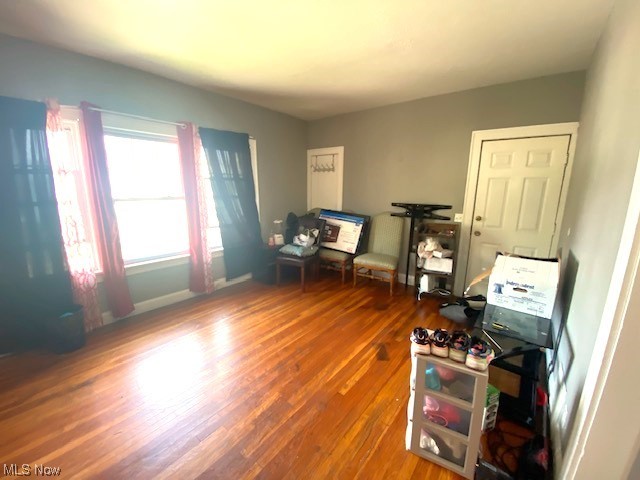 1964 Nelawood Road Cleveland, OH 44112 - Photo 9 of 35
