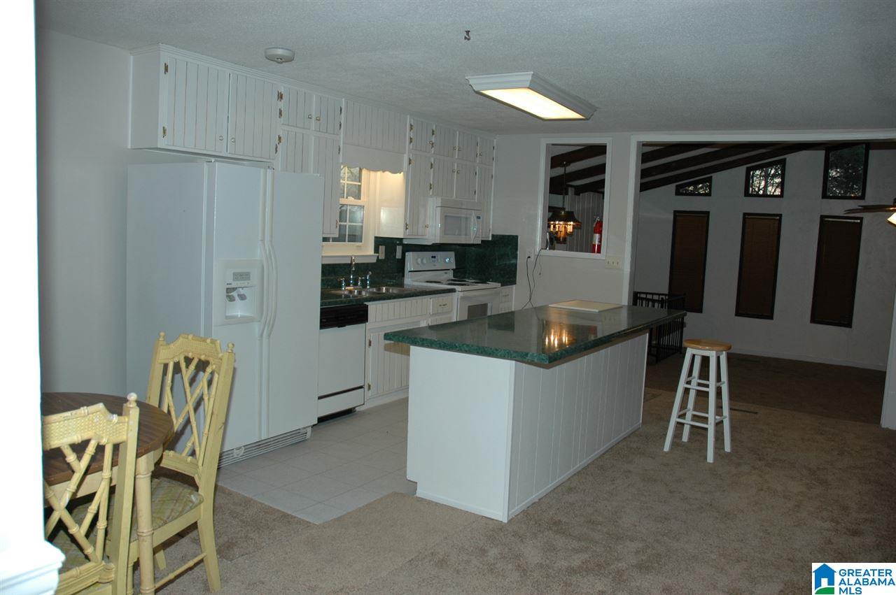 829 Twin Ridge Drive Gardendale, AL 35071 - Photo 7 of 38