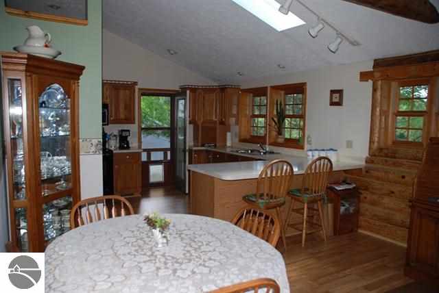 17274 Wallin Road Thompsonville, MI 49683 - Photo 13 of 39 1747996-12.JPG