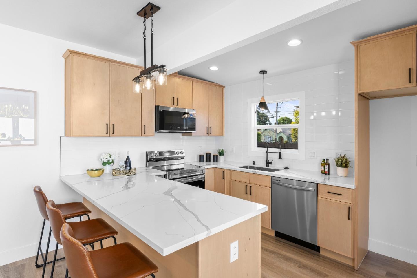 1450 Curtis Street Berkeley, CA 94702 - Photo 16 of 36