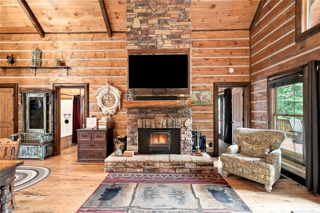 2124 Maxwell Road Blue Ridge, GA 30513 - Photo 2 of 49 Gallery Image 2