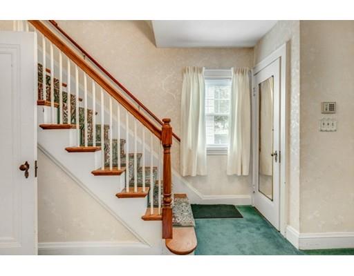 16 Hatch Road Medford, MA 02155 - Photo 5 of 24 Gallery Image 5