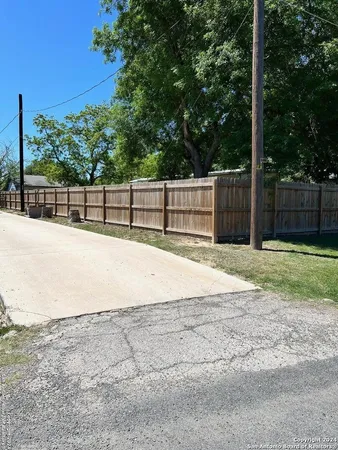 $1,550 | 15118 Settlers Trail, San Antonio, TX 78245